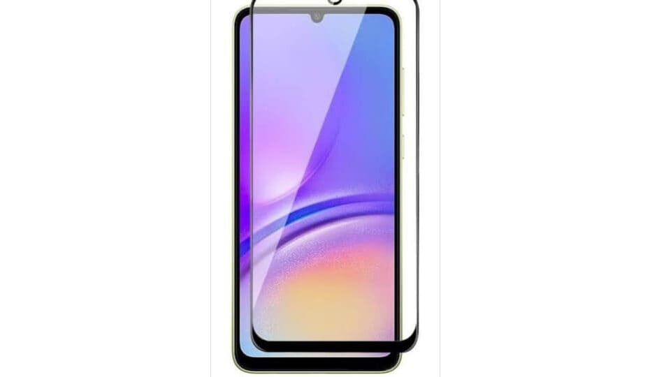 Redmi 13C / Samsung A05 Tempered Glass has a perfect camera cut for their waterdrop notch style display. This image is for reference only and may not be the actual detail of other phone models or similar tempered glass.